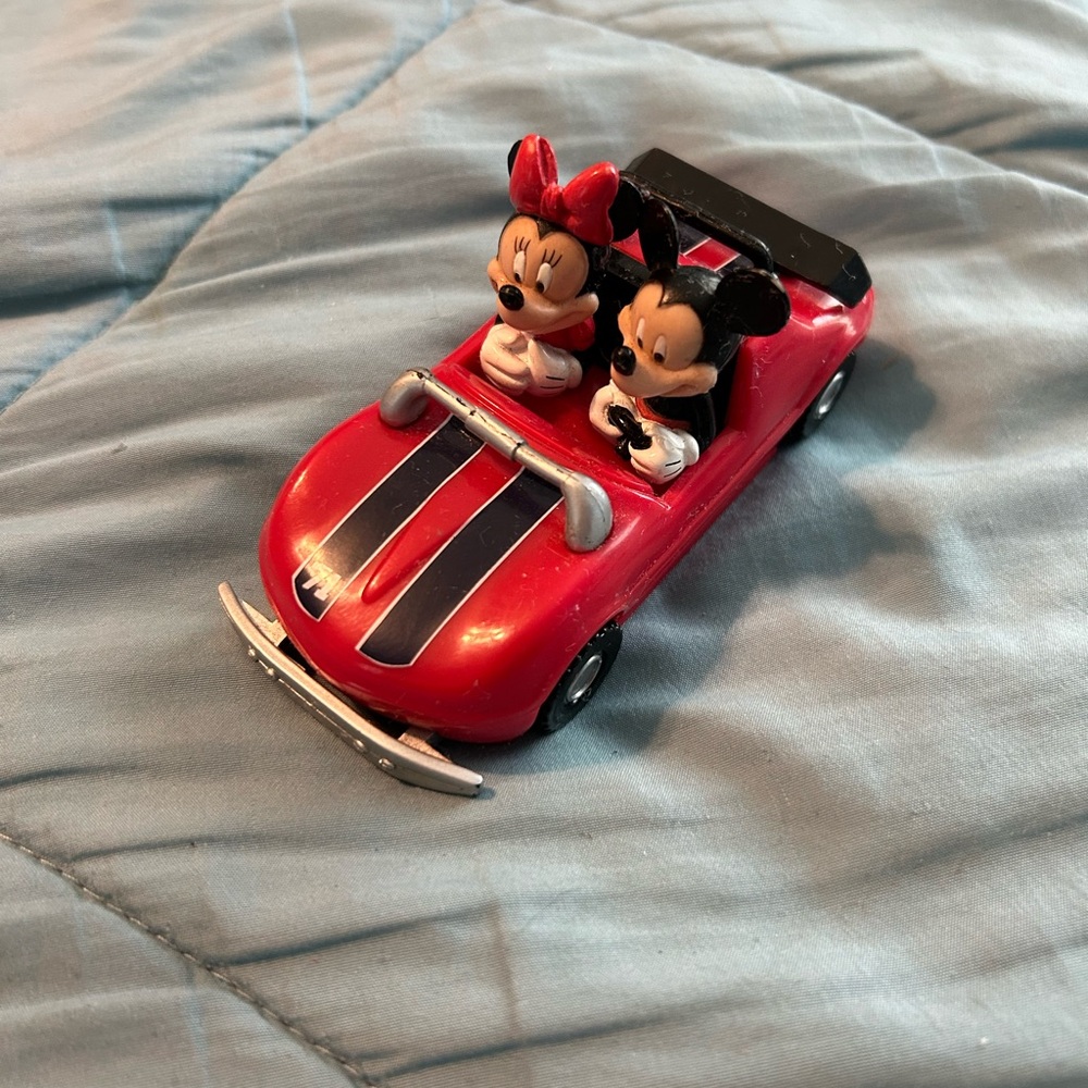 Mickey car
